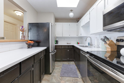 301 1354 Winter Street, White Rock, BC, White Rock — Apartment/Condo for sale