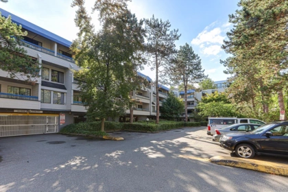 106 5800 Cooney Road, Richmond, BC, Richmond — Apartment/Condo for sale