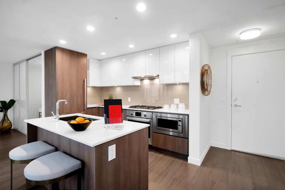 Kitchen Photo of 1603 618 Carnarvon Street, New Westminster, BC