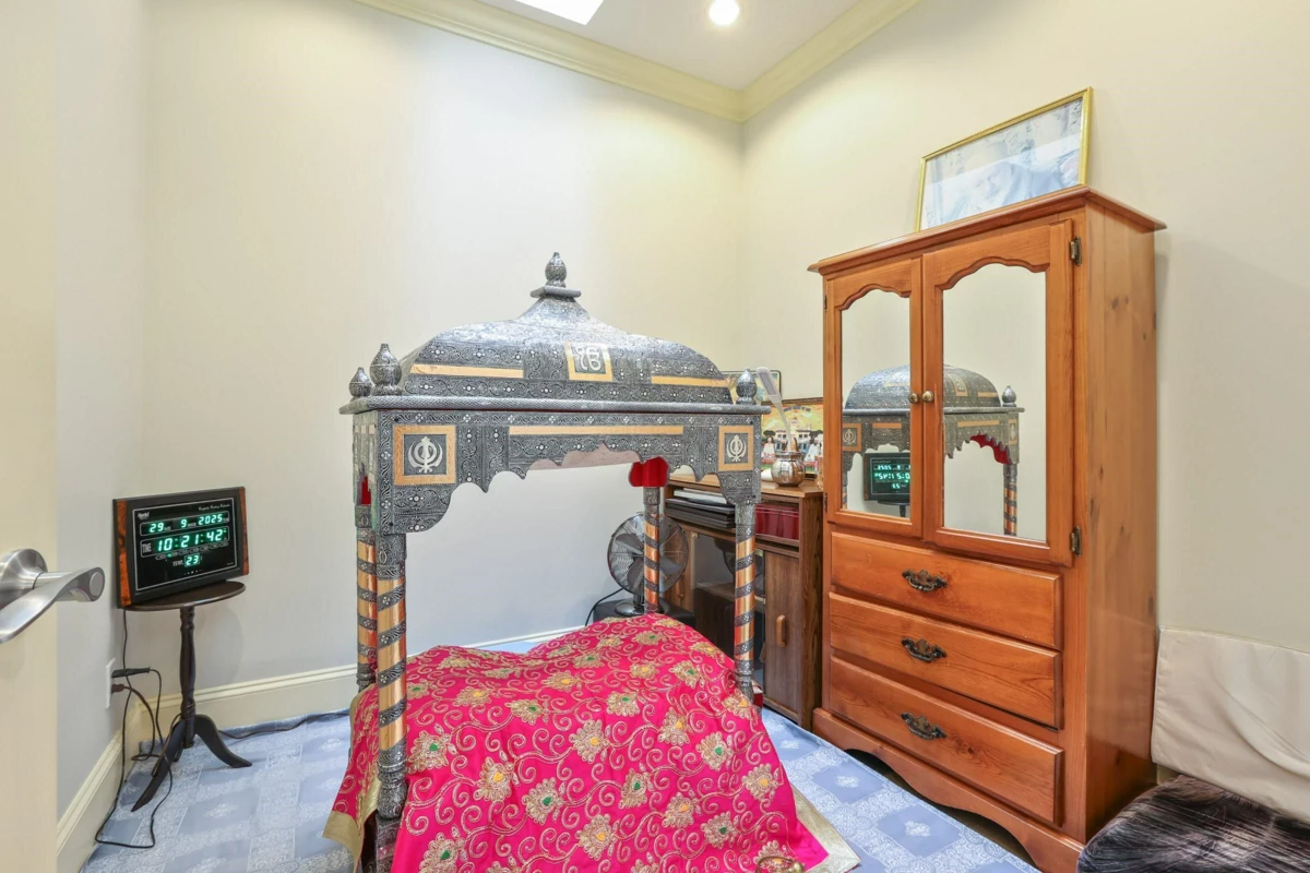 Hot Tub / Spa Photo of 11420 Seacrest Road, Richmond, BC