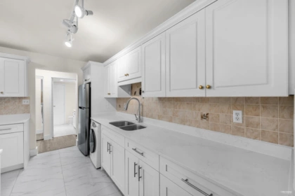 104 8880 No. 1 Road, Richmond, BC, Richmond — Apartment/Condo for sale