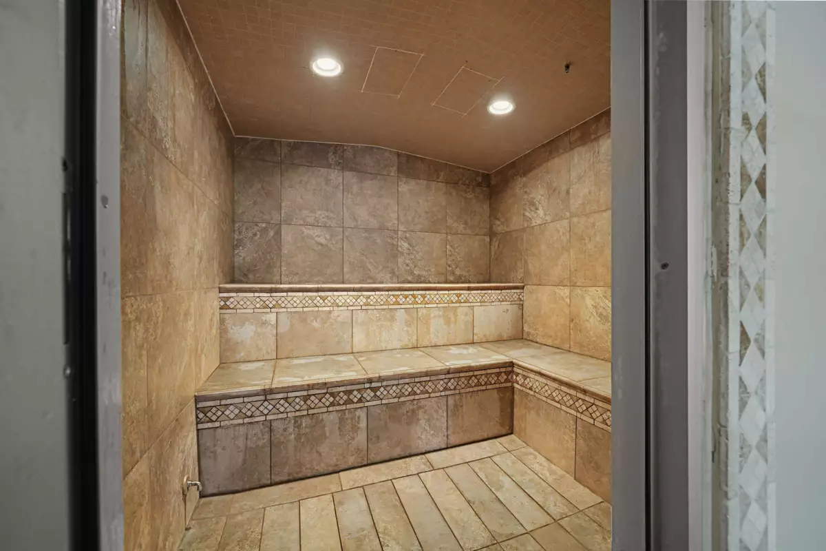 Outdoor Patio Photo of 102 1488 Hornby Street, Vancouver, BC