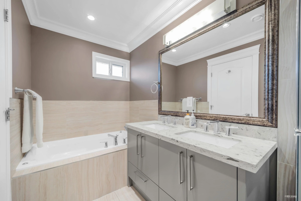 Basement Recreation Room Photo of 2721 W 21 Avenue, Vancouver, BC