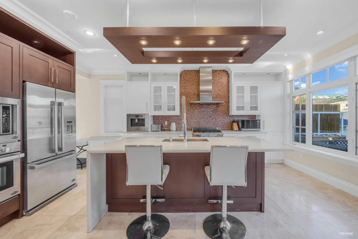 Walk-In Closet Photo of 2721 W 21 Avenue, Vancouver, BC