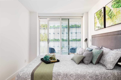 1001 777 Richards Street, Vancouver, BC, Vancouver — Apartment/Condo for sale