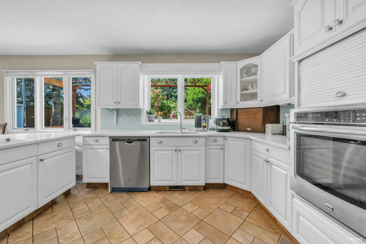 Office / Den Photo of 5155 Alderfeild Place, West Vancouver, BC