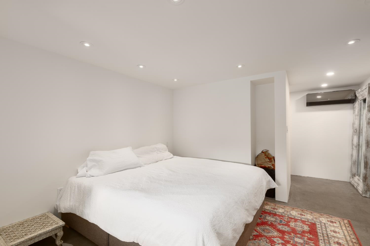 Hot Tub / Spa Photo of 2988 Point Grey Road, Vancouver, BC