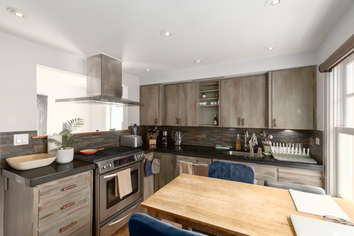 Laundry Room Photo of 2988 Point Grey Road, Vancouver, BC