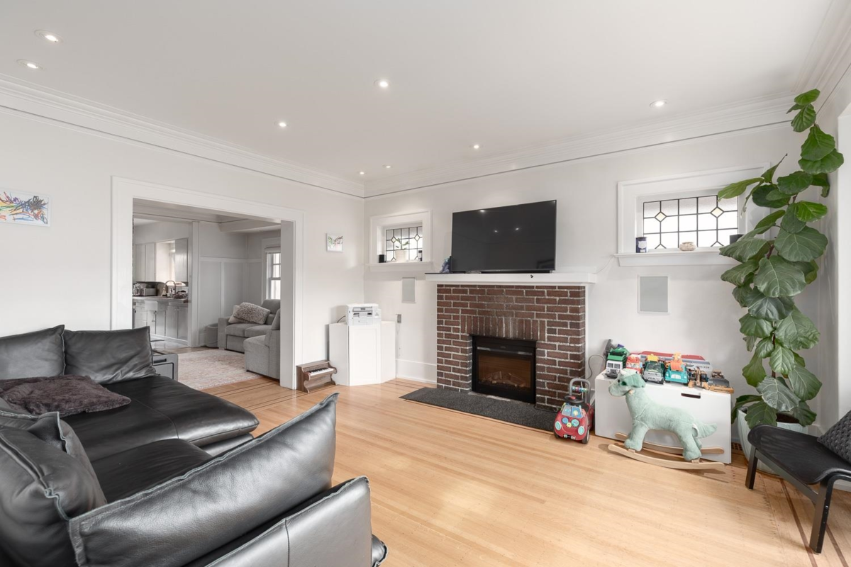 Primary Bedroom Photo of 2988 Point Grey Road, Vancouver, BC