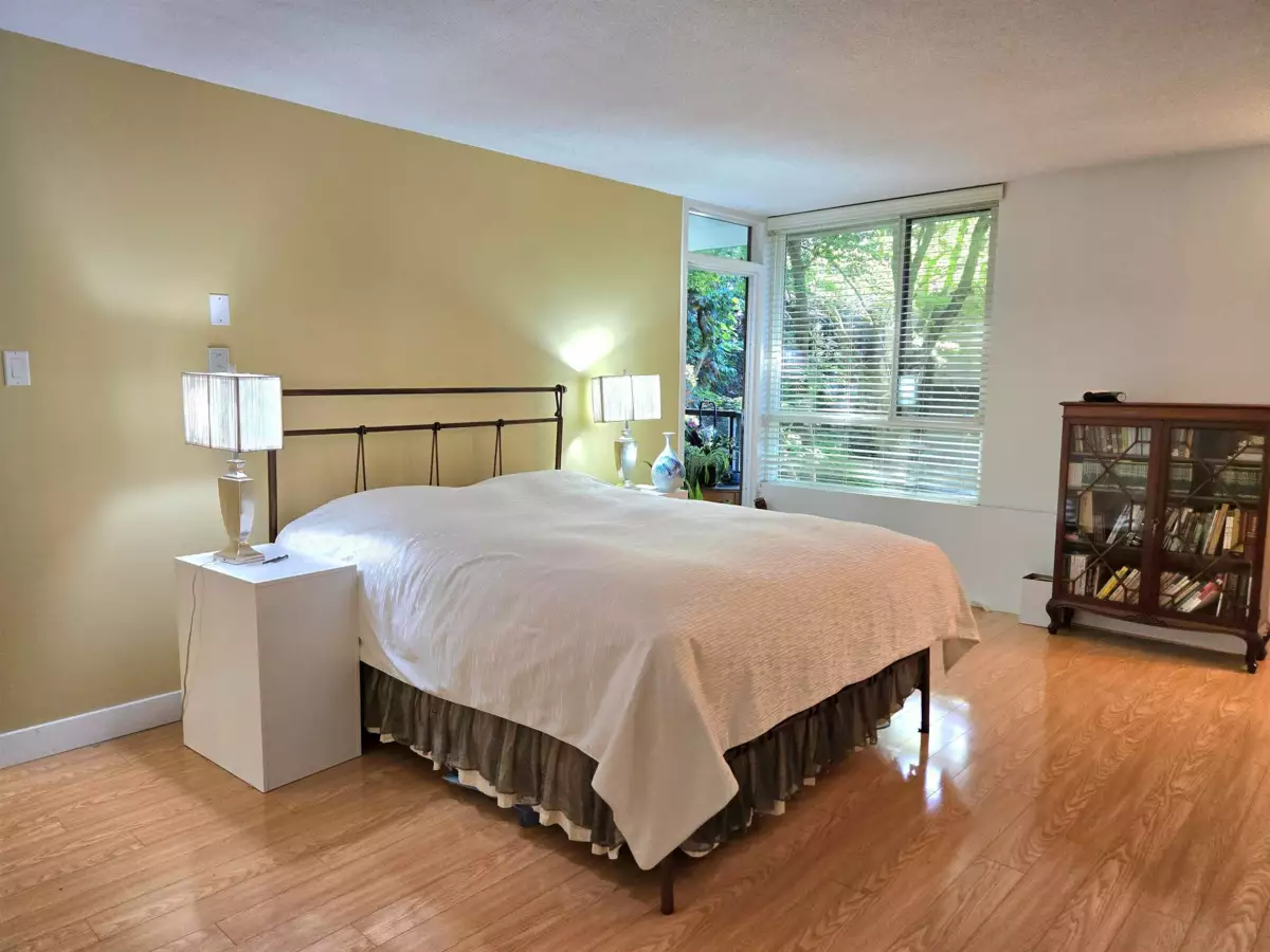 Entry Foyer Photo of 311 3905 Springtree Drive, Vancouver, BC