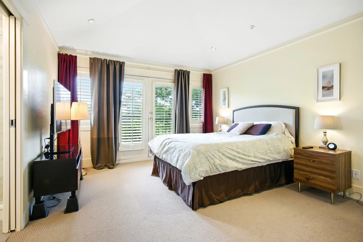 Loft / Bonus Room Photo of 4420 Collingwood Street, Vancouver, BC