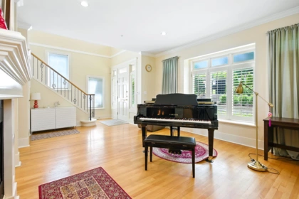 Kitchen Island Photo of 4420 Collingwood Street, Vancouver, BC