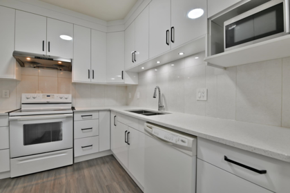Primary Bedroom Photo of 215 13918 72 Avenue, Surrey, BC