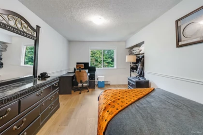 Entry Foyer Photo of 205 7162 133a Street, Surrey, BC