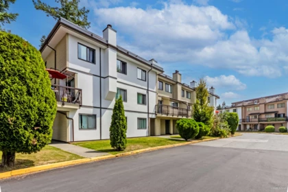 205 7162 133a Street, Surrey, BC, Surrey — Townhouse for sale