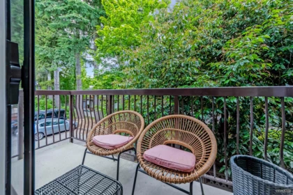 Kitchen Photo of 205 7162 133a Street, Surrey, BC