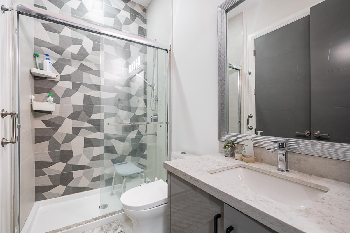 Outdoor Deck Photo of 2938 Cumberland Street, Port Coquitlam, BC