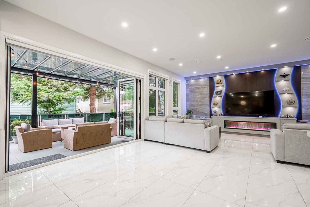 Powder Room Photo of 2938 Cumberland Street, Port Coquitlam, BC