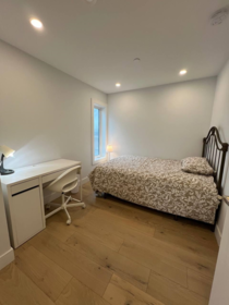 Primary Bedroom Photo of 2885 E Georgia Street, Vancouver, BC