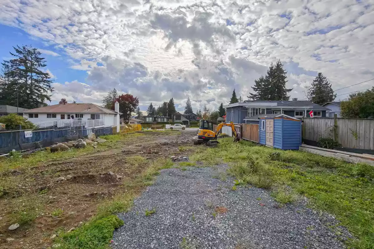 Living Room Photo of 864 E 14th Street, North Vancouver, BC