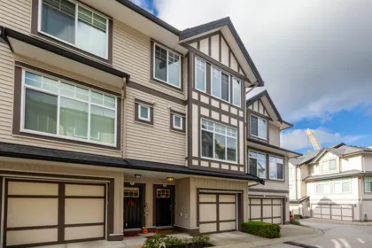 42 7090 180 Street, Surrey, BC, Surrey — Townhouse for sale