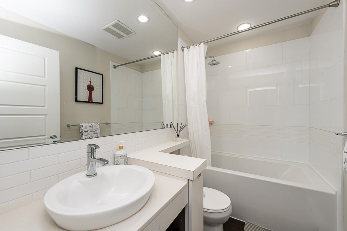 Bedroom 2 Photo of 42 20966 77a Avenue, Langley, BC