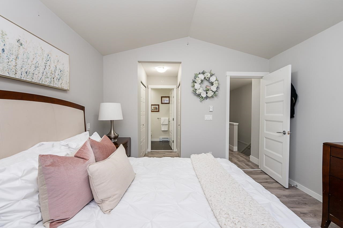 Breakfast Nook Photo of 42 20966 77a Avenue, Langley, BC