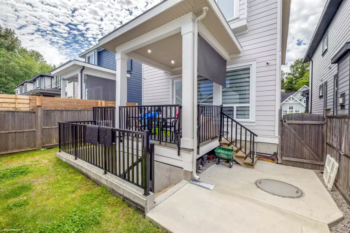 Garage Interior Photo of 38 172 Street, Surrey, BC