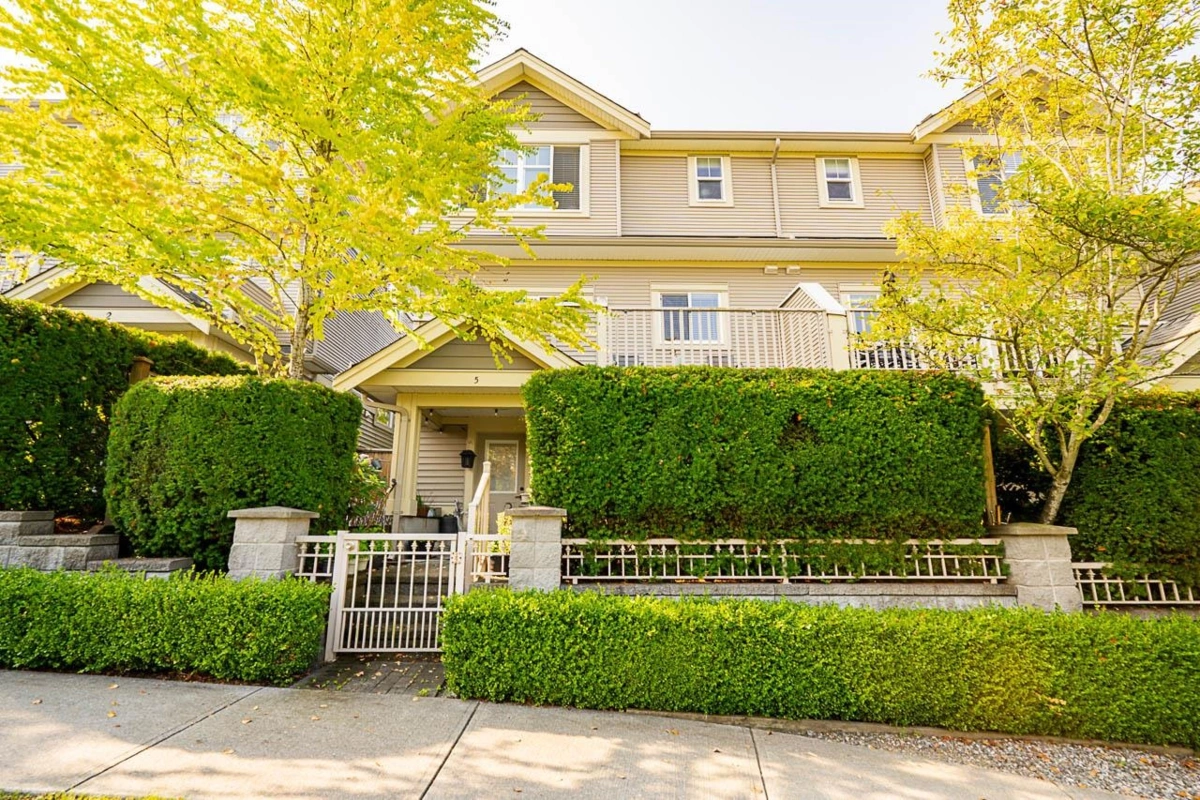 Exterior Front Photo of 5 7177 179 Street, Surrey, BC