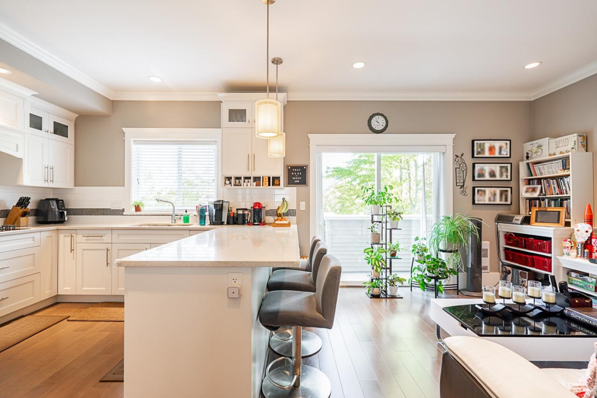 Walk-In Closet Photo of 5 7177 179 Street, Surrey, BC