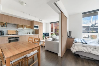 Kitchen Photo of 1523 68 Smithe Street, Vancouver, BC