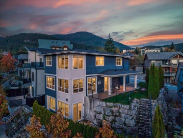 40872 The Crescent, Squamish, BC, Squamish — Single Family Residence for sale