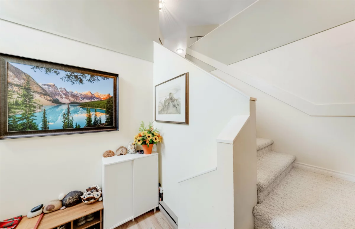 Kitchen Photo of 20 14850 100 Avenue, Surrey, BC