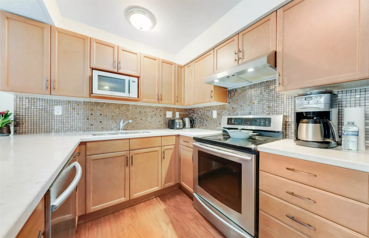 Powder Room Photo of 20 14850 100 Avenue, Surrey, BC