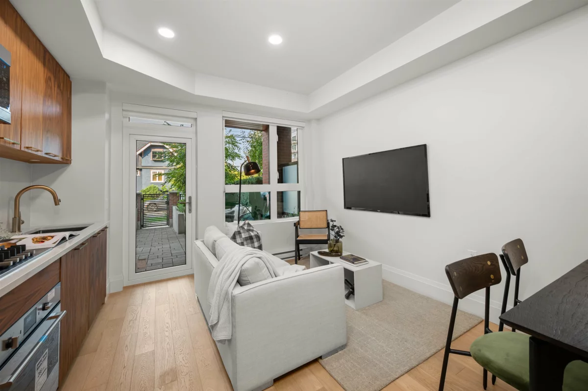 Breakfast Nook Photo of 111 2550 Garden Drive, Vancouver, BC