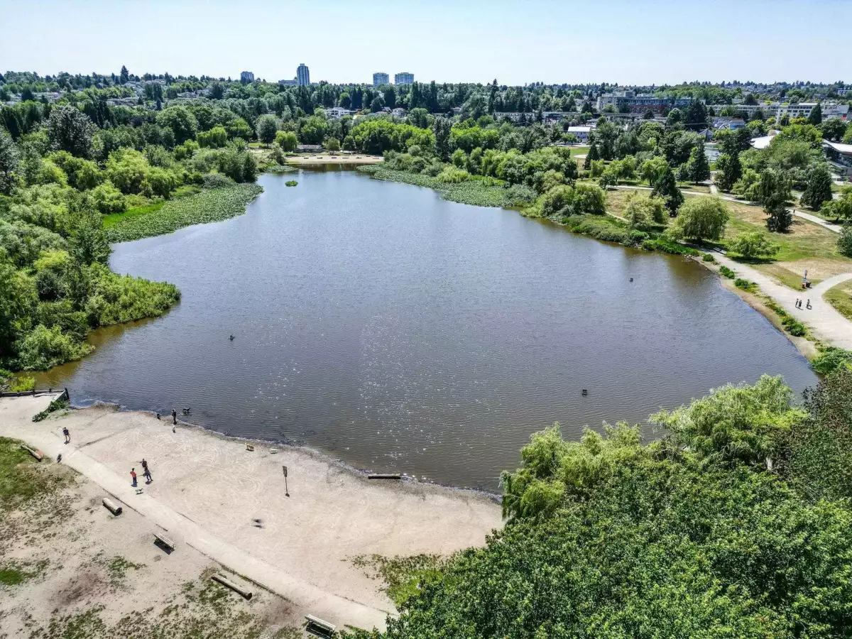 Entry Foyer Photo of 111 2550 Garden Drive, Vancouver, BC