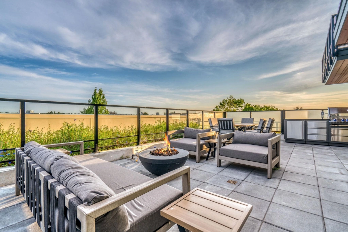 Office / Den Photo of 111 2550 Garden Drive, Vancouver, BC