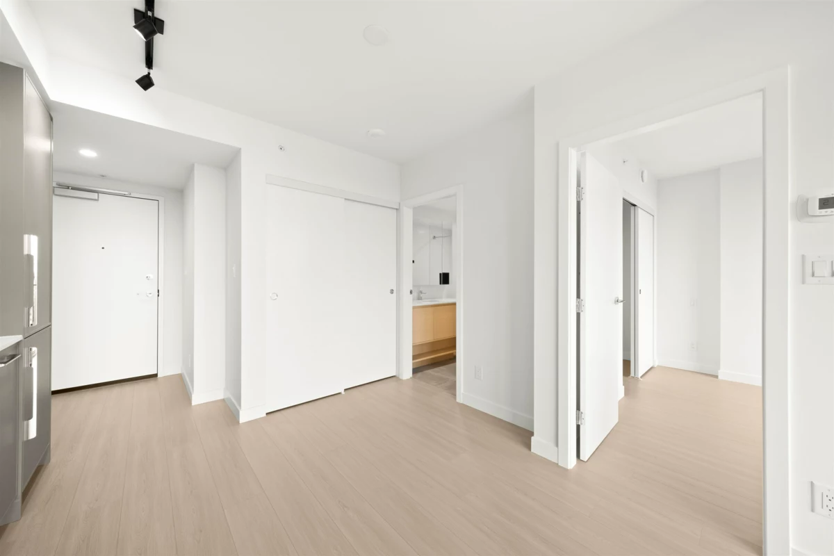 Walk-In Closet Photo of 1407 13745 George Junction, Surrey, BC