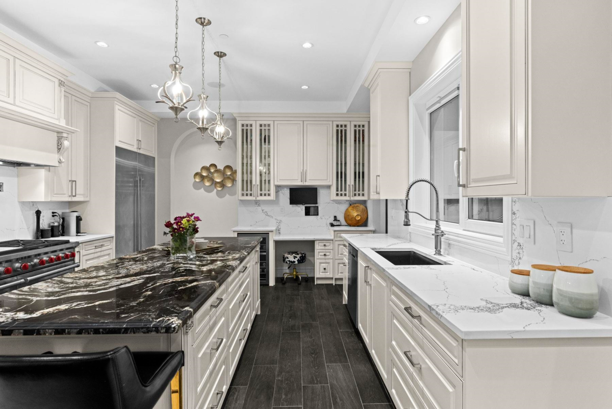 Bedroom 2 Photo of 1198 Ottaburn Road, West Vancouver, BC