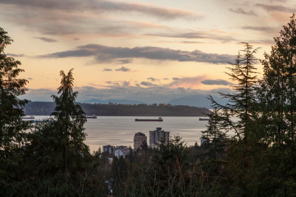 Community Amenities Photo (Clubhouse) of 1198 Ottaburn Road, West Vancouver, BC