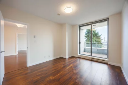 Basement Recreation Room Photo of 705 280 Ross Drive, New Westminster, BC