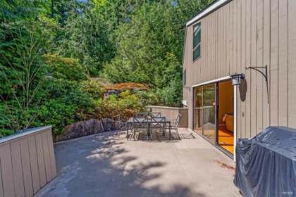 Mudroom Photo of 4623 Caulfeild Drive, West Vancouver, BC