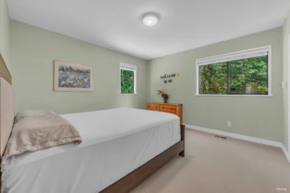 Swimming Pool Photo of 4623 Caulfeild Drive, West Vancouver, BC