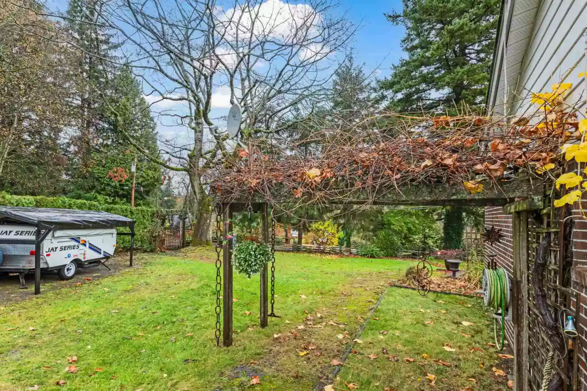 Backyard Photo of 3010 Semiamhoo Trail, Surrey, BC