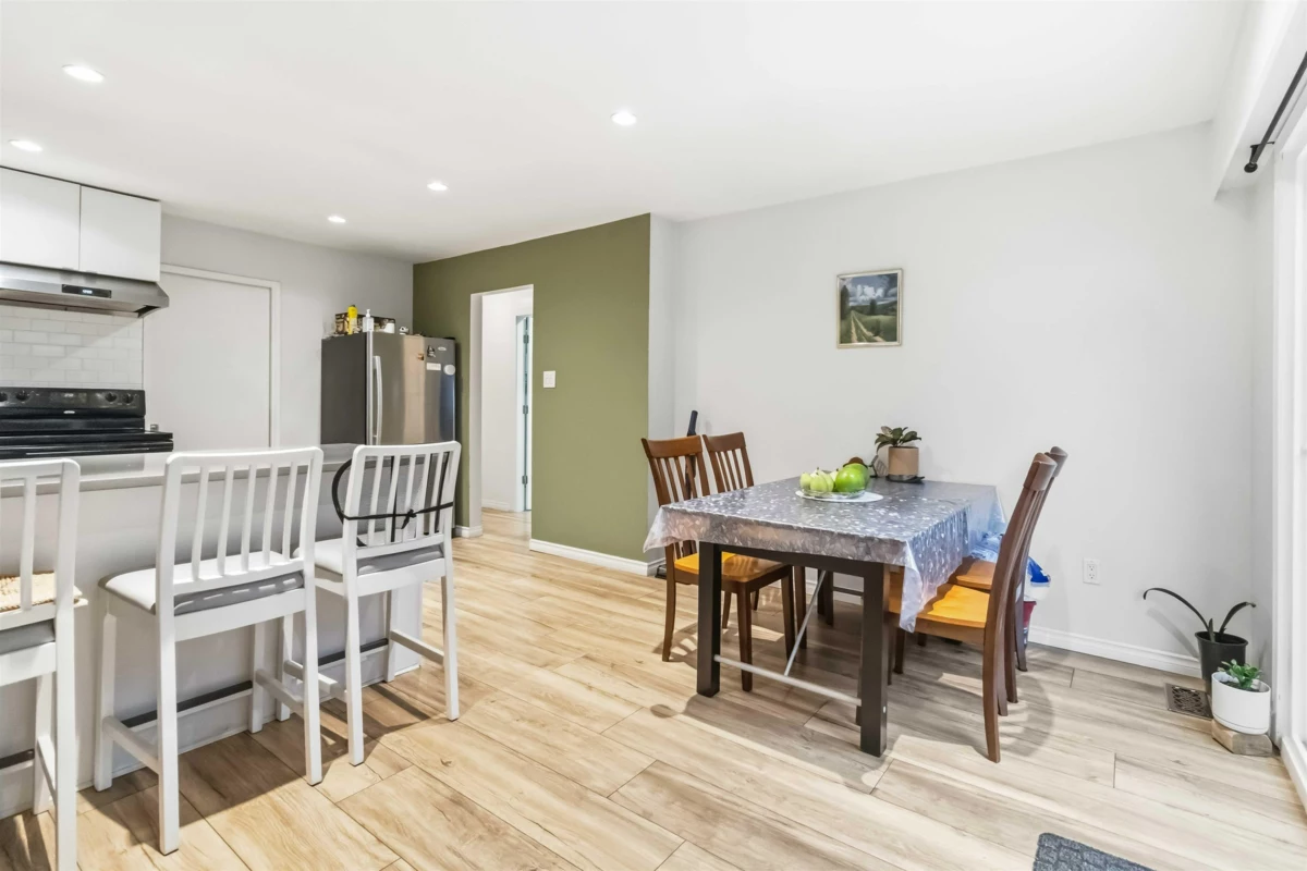 Primary Bathroom Photo of 11286 Kingcome Avenue, Richmond, BC