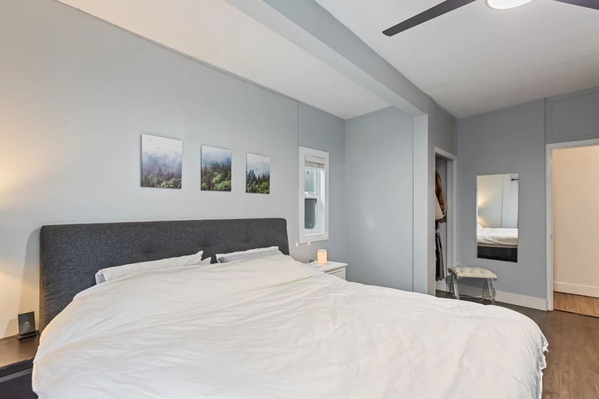 Entry Foyer Photo of 34705 4 Avenue, Abbotsford, BC