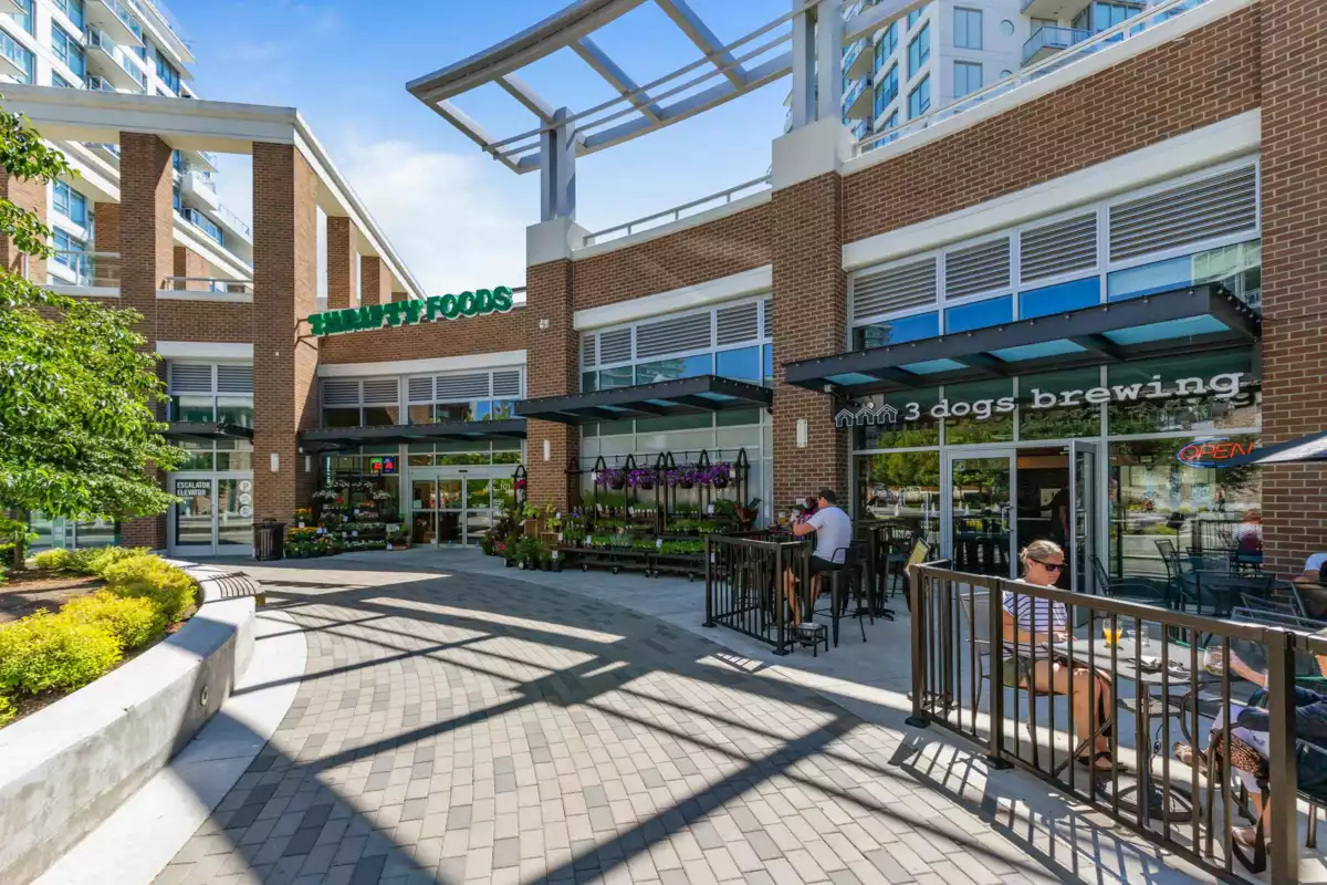 Community Amenities Photo (Clubhouse) of 601 1441 Johnston Road, White Rock, BC