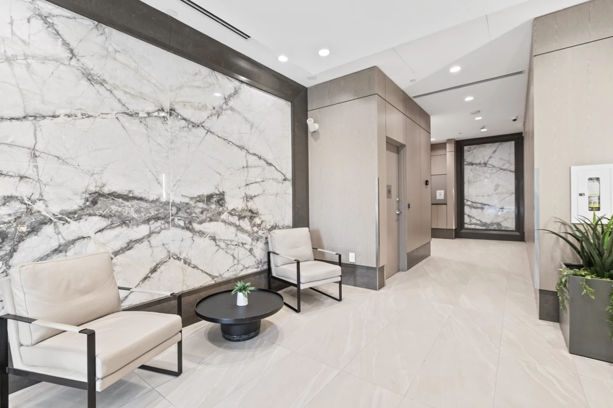 Family Room Photo of 601 1441 Johnston Road, White Rock, BC