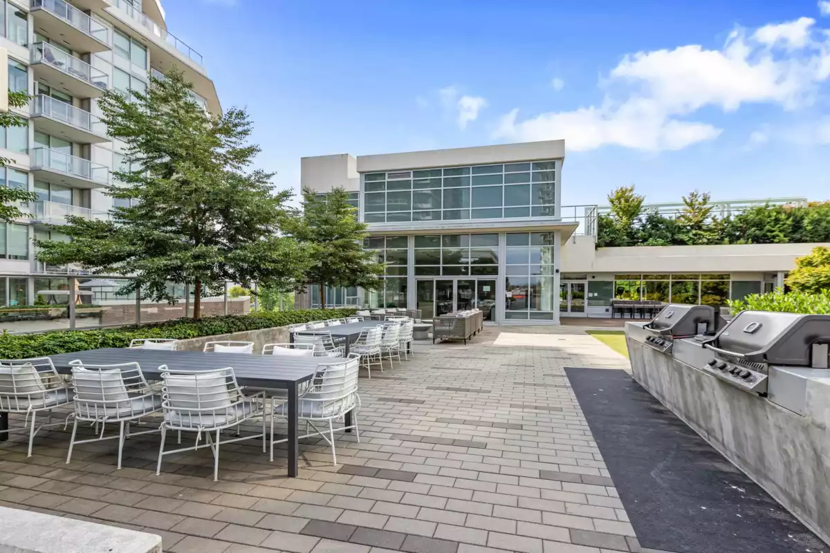 Hot Tub / Spa Photo of 601 1441 Johnston Road, White Rock, BC