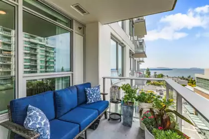 601 1441 Johnston Road, White Rock, BC, White Rock — Apartment/Condo for sale